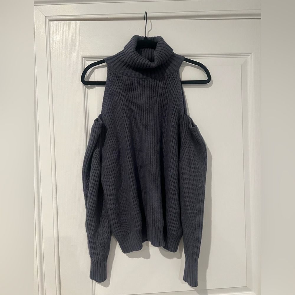 Zara Women's Gray Turtleneck Sweater with Open Shoulders